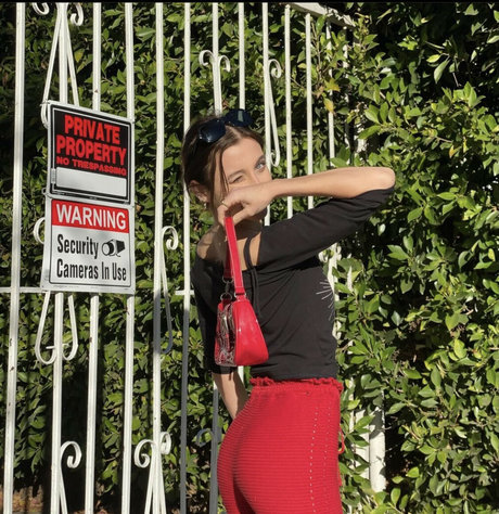 Emma Chamberlain art pornstar images