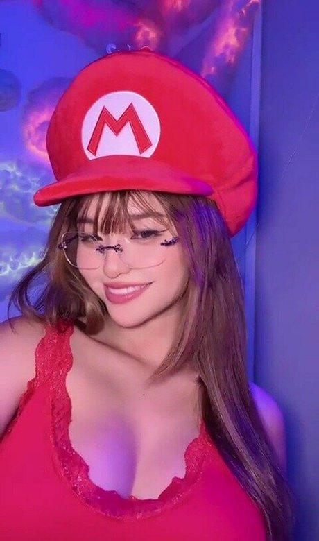 Jeila Dizon art star archive