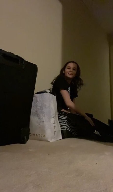 izassassin adult actress galleries