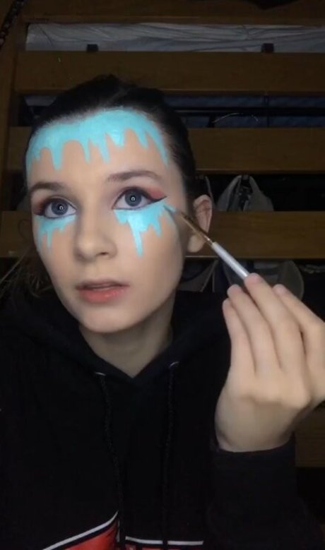 izassassin model art photos