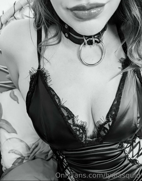 BigLyds Lydia erotic model pictures