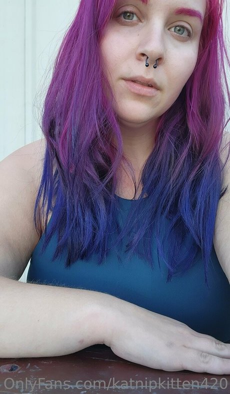 katnipkitten420 model free photo