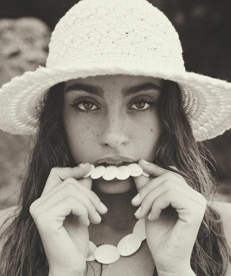 Carla Guetta Cohen model pretty galleries