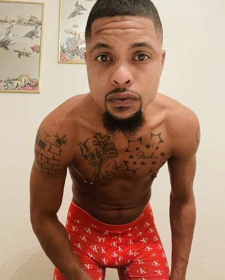 Papi_ model pretty pics