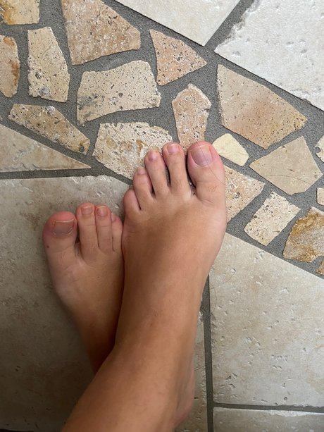 Piedi fatati leccabili exclusive model photos