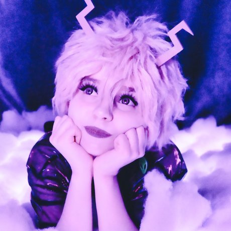 QueenAwesomeCos naked pornstar image