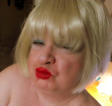 Glamourpuss Shemale TS Marci Sashay sex model photos