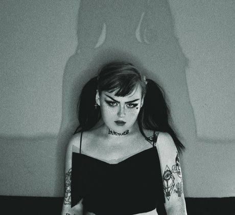 manicfoxymoron_ star xxx pictures
