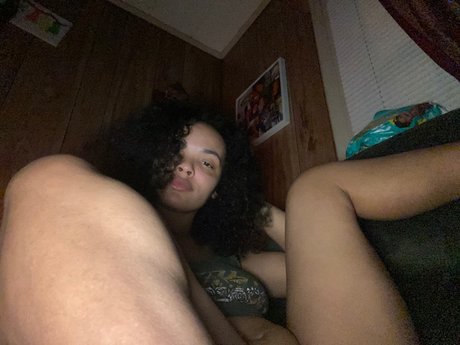 _rosie_ model naked pic