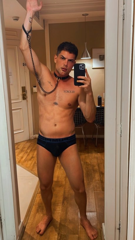 Marlon Schuck star high quality pic