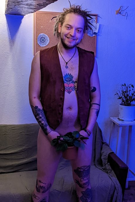 Mattydreadytatts erotic model pictures