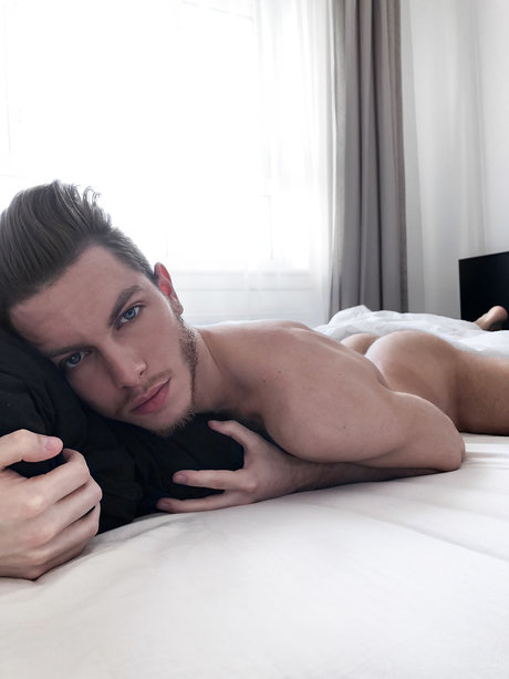 Mattia Holmes exclusive pornstar img