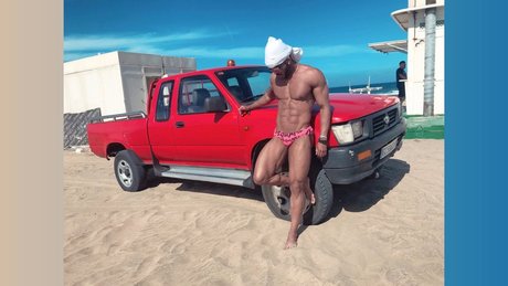 U Tiger_ xxx model picture