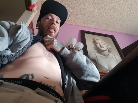 Loadie6 nude pornstar images