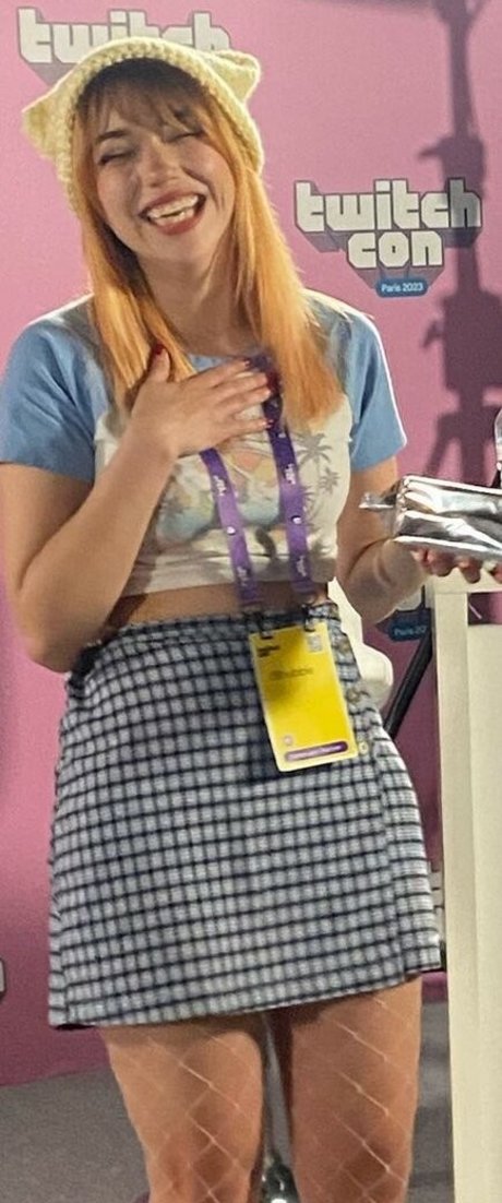 shelbygraces beautiful actress pics
