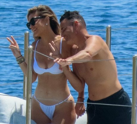 Maria Menounos sexy pornstar pic