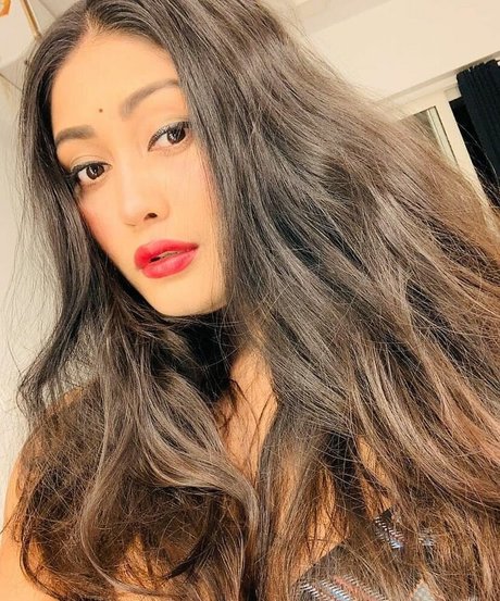 Real Goddessanna model hot photo