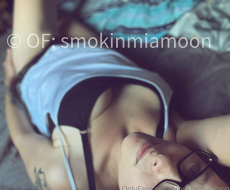smokinmiamoon pretty model archive