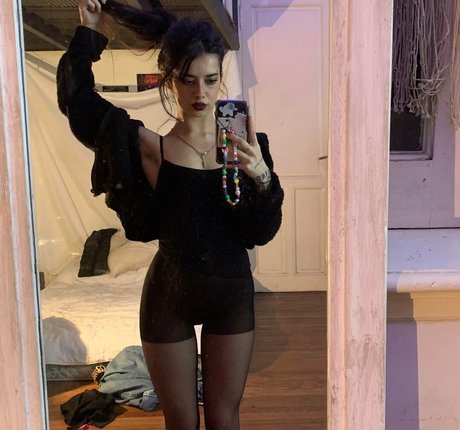 meli777 adult actress picture