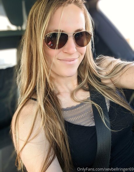 xevbellringer69 erotic model photo