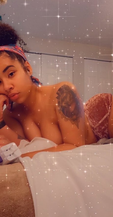 Elusivemulatto exclusive pornstar archive