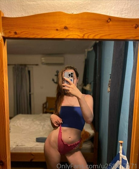 leeeeyyyla profile image