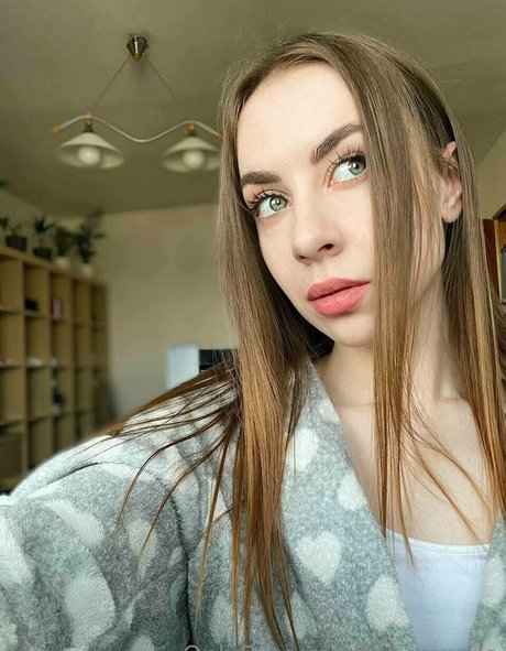 leeeeyyyla free model pics