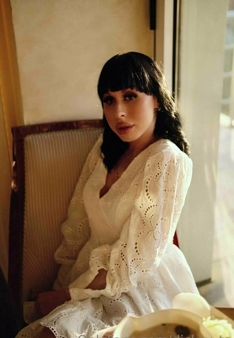 dicksy ts model porn galleries