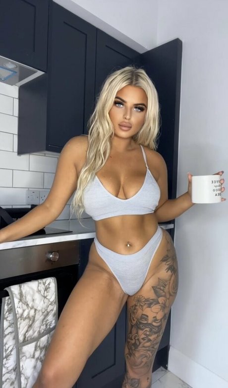 noreilly75 star nudes photo