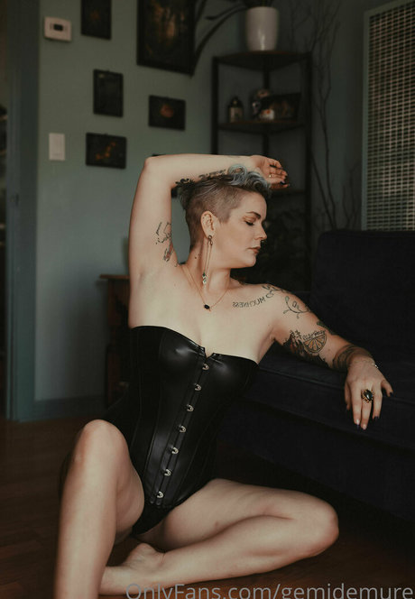 gemidemure sexy pornstar gallery