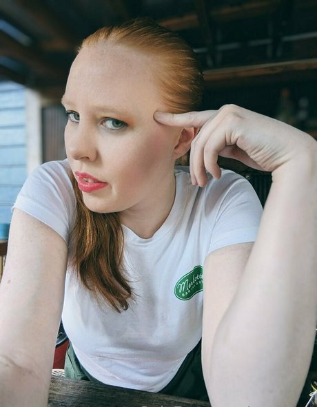 sqregina nudes model gallery