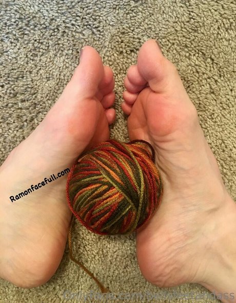 bellsfeetandass art star picture