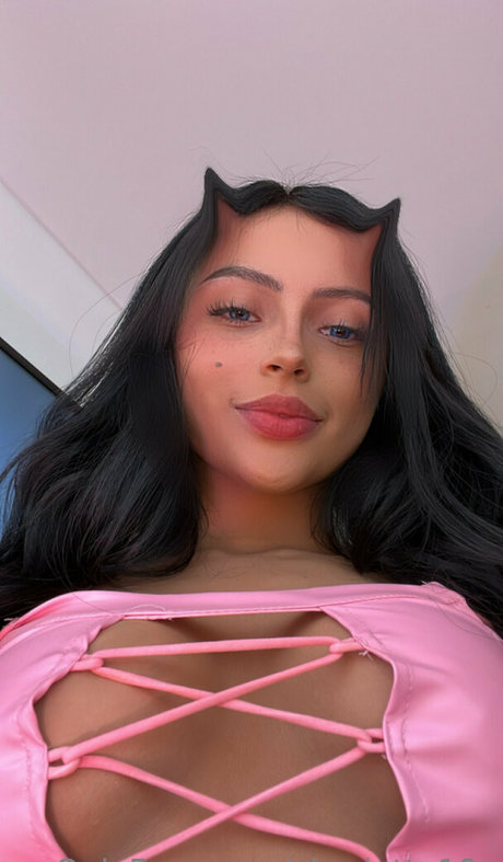 charlotte19y beautiful actress photos