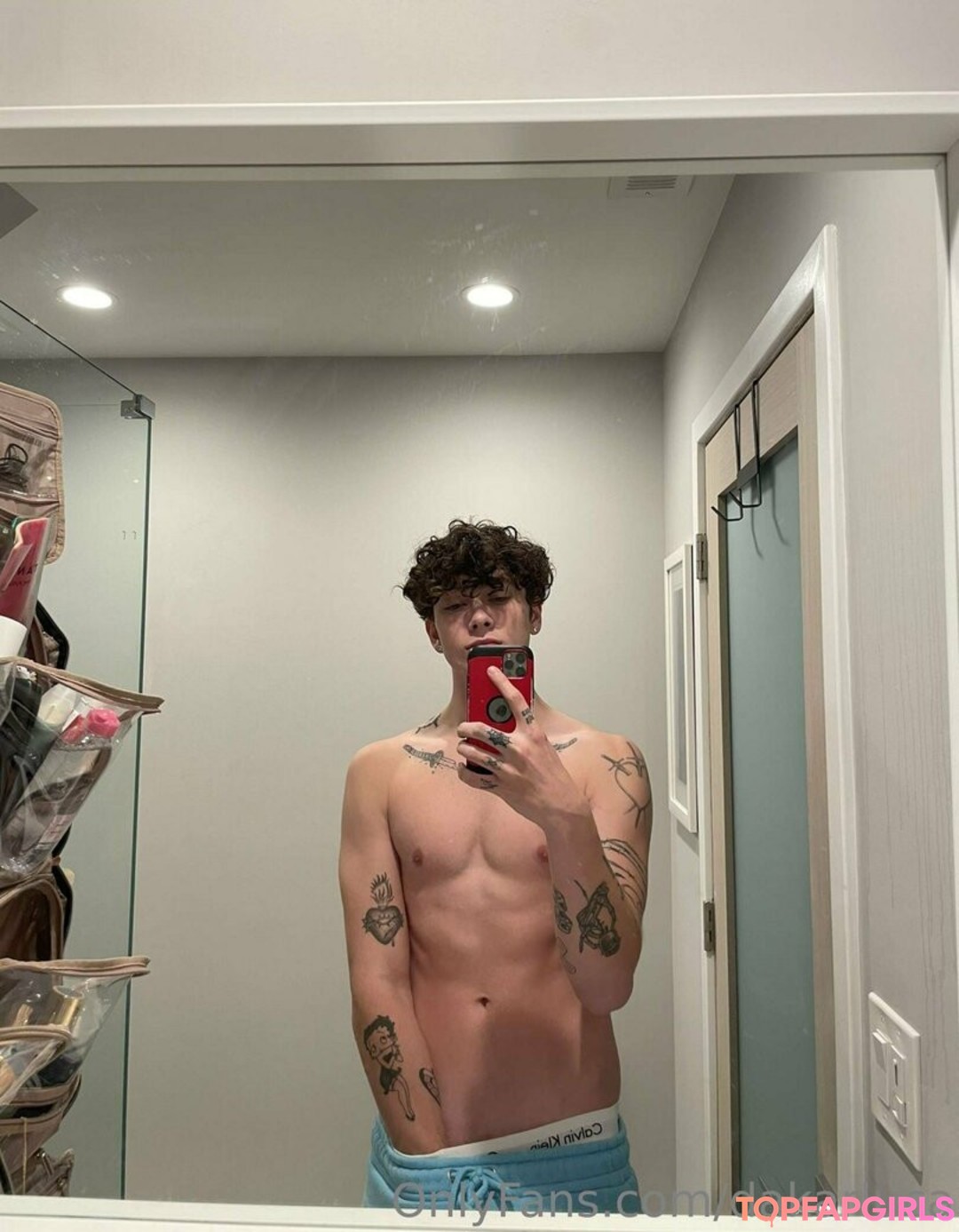 dakarluca nude star images