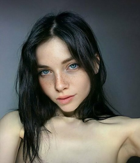 i need your cream star nude pics