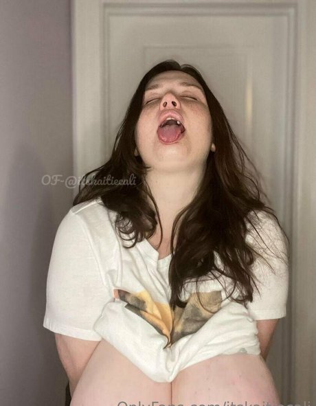 Itskaitiecali model art gallery