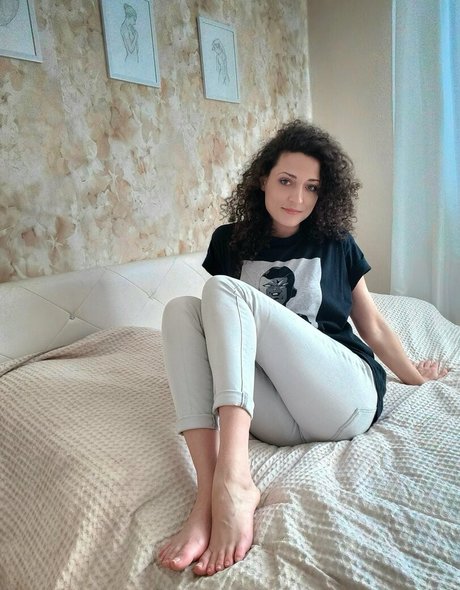 msdidi k pretty pornstar image