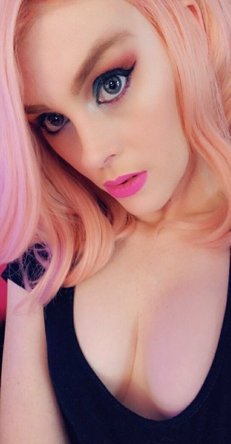 missemberskye pornographic model pictures