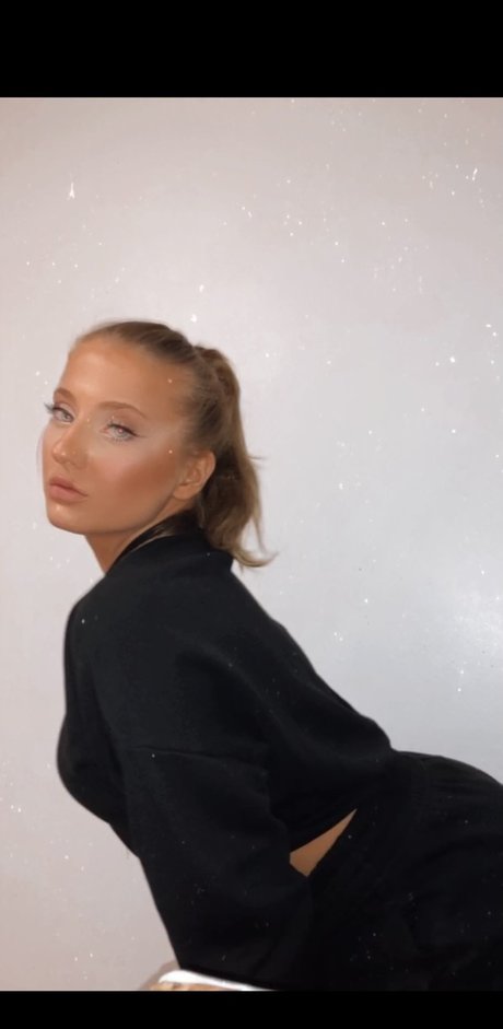 Brat Barbie_ perfect model img