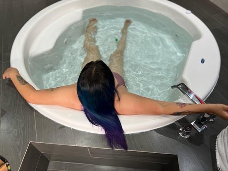 Michelle LP pornstar art pics