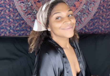 Millie Ranaa_ naked star gallery