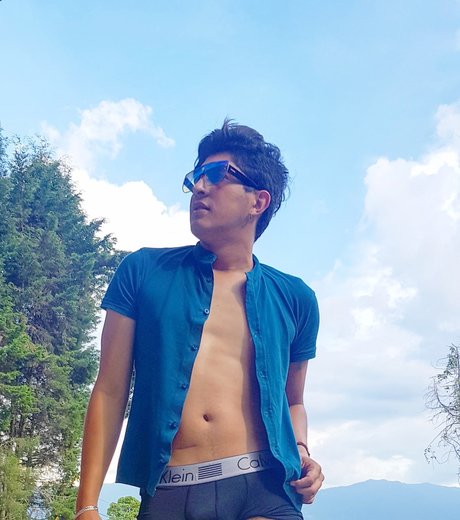 ANDRES LEON model perfect photo
