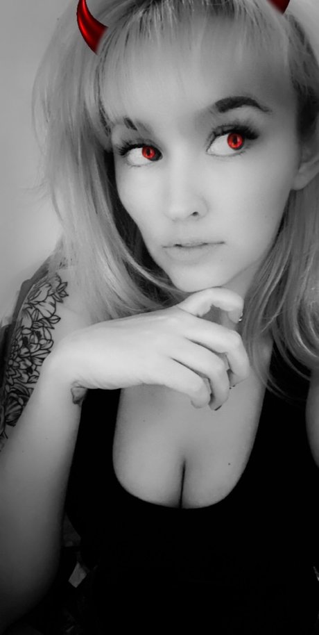 Dixie Vee_ art pornstar picture