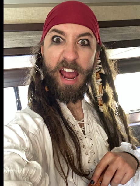 Captain Arrgasm nude model images
