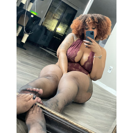 HoneyCombsXXX model nice img