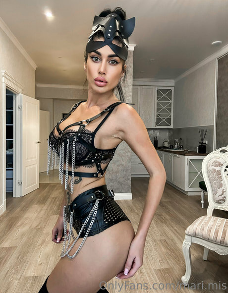 curvy muscle onlyfans pretty photos