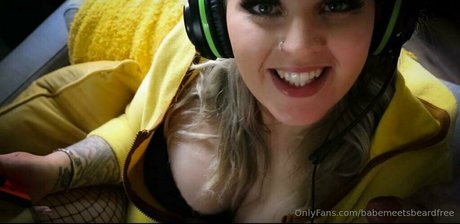 babemeetsbeardfree beautiful model archive