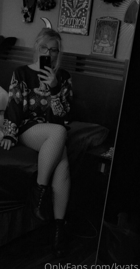 kyats high quality star pics