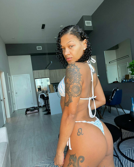 beautiful ebony onlyfans adult img