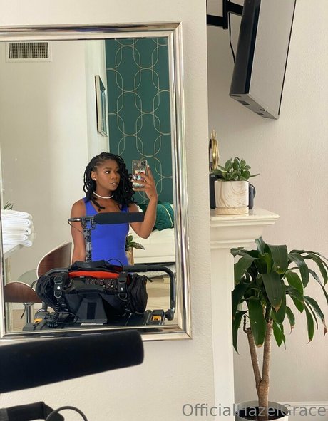 iwanthazelgrace art actress galleries